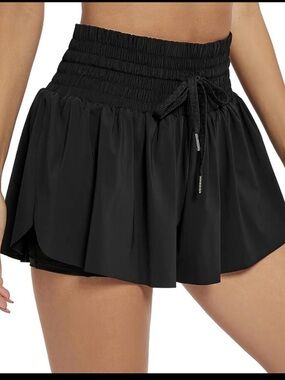 Women’s Pocket Drawstring Swing Shorts